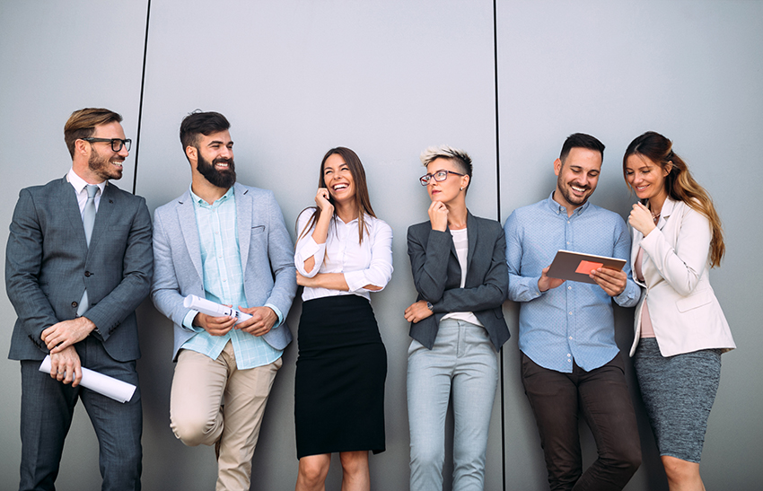 happy-internet-marketing-team